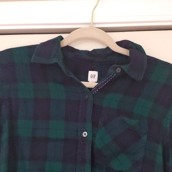 A dark blue and green flannel from the Gap, size medium. - Picture 2 of 3